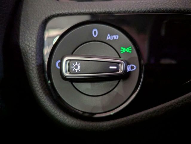 VOLKSWAGEN GOLF 2.0 TDI BMT 150 CV R-LINE VARIANT