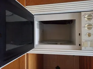 Microondas Moulinex 900W Grill