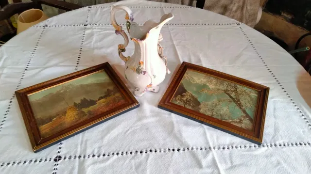 Jarrón y 2 cuadros decorativos