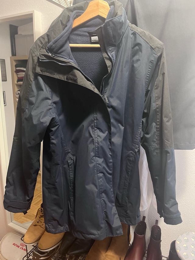 Chubasquero invierno azul