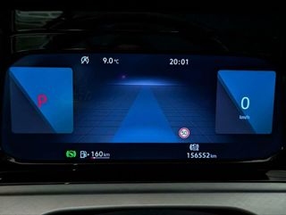 VOLKSWAGEN GOLF LIFE VARIANT 2.0 TDI 115CV DSG7