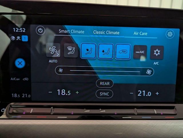 VOLKSWAGEN GOLF LIFE VARIANT 2.0 TDI 115CV DSG7