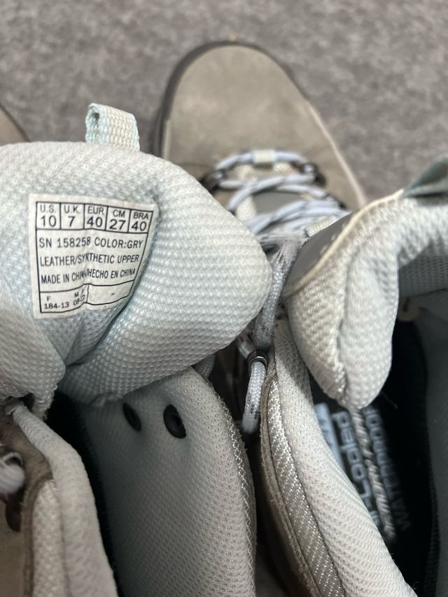 Botas Skechers Outdoor Montaña Beige/Gris