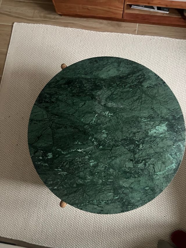 Mesa redonda mármol y madera