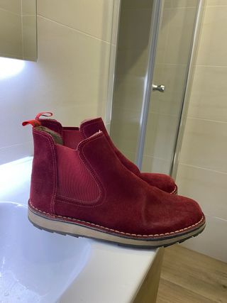 Botines rojos piel talla 39
