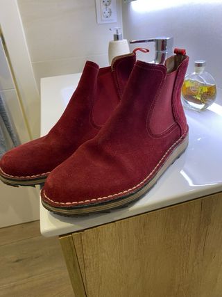 Botines rojos piel talla 39