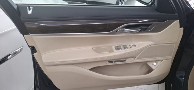 BMW Serie 7 730D AUTOMATICO 2016