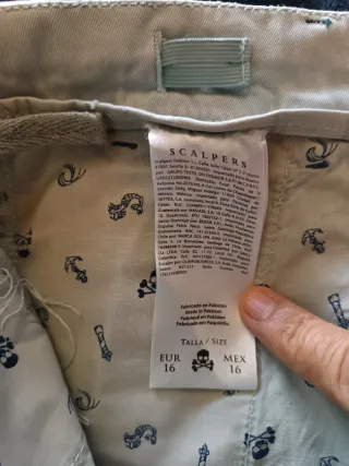 Pantalón SCALPERS corto beige niño junior