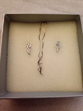 Juego Plata Pendientes y Colgante