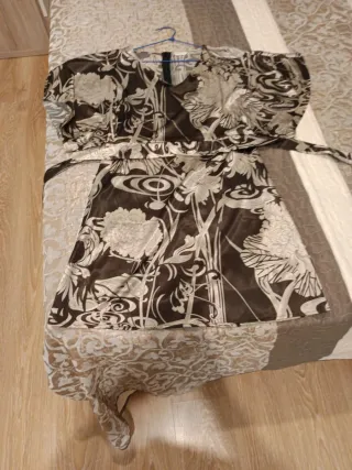 Vestido Kimono Marrón y Blanco