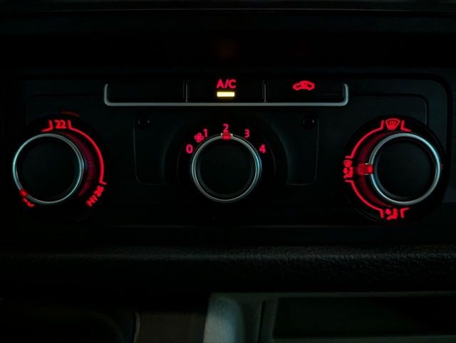 VOLKSWAGEN TRANSPORTER FURGON 2.0 TDI 102CV L1H1