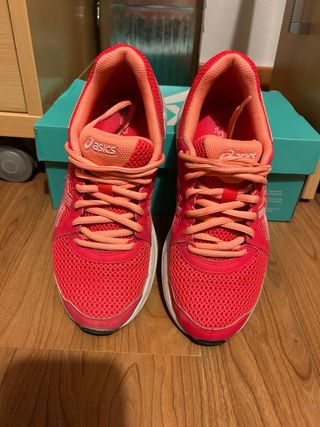 Zapatillas Asics Mujer Rojas y Blancas