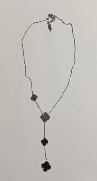 Collar tréboles plata y negro