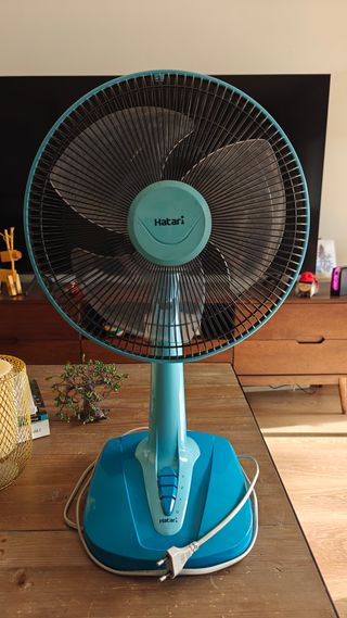 Ventilador Mesa Hatari Azul Potente