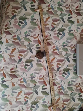 Colgante artesano broncita, plata negra y caucho.