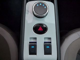 XEV YOYO STANDARD V22 L7 e-C 15KW 20CV