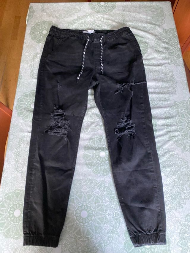 Pantalón tejano denim Jogger Roto Negro