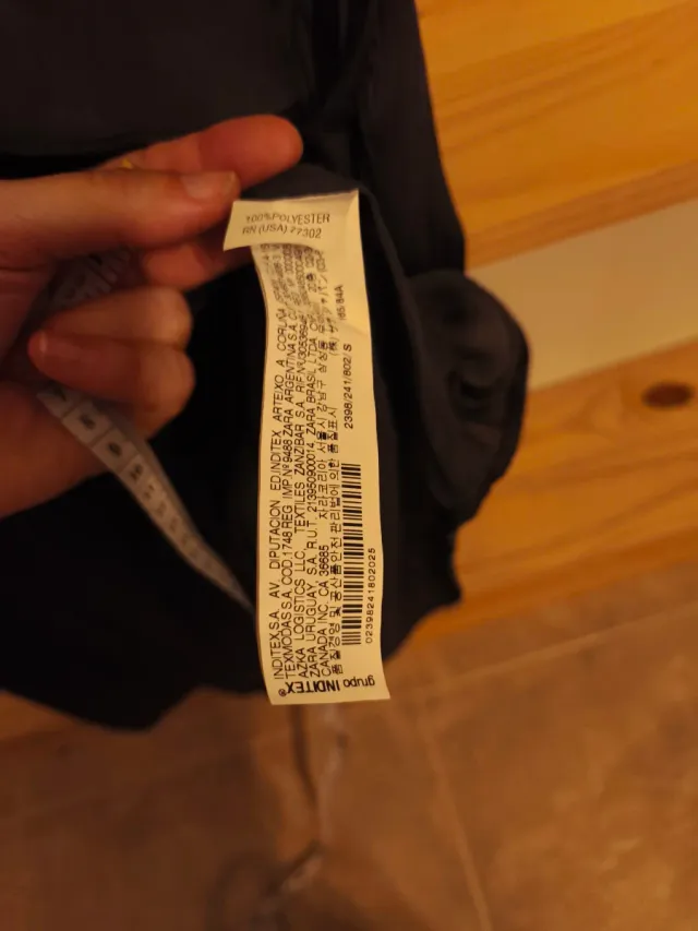 Top Zara negro con lazada