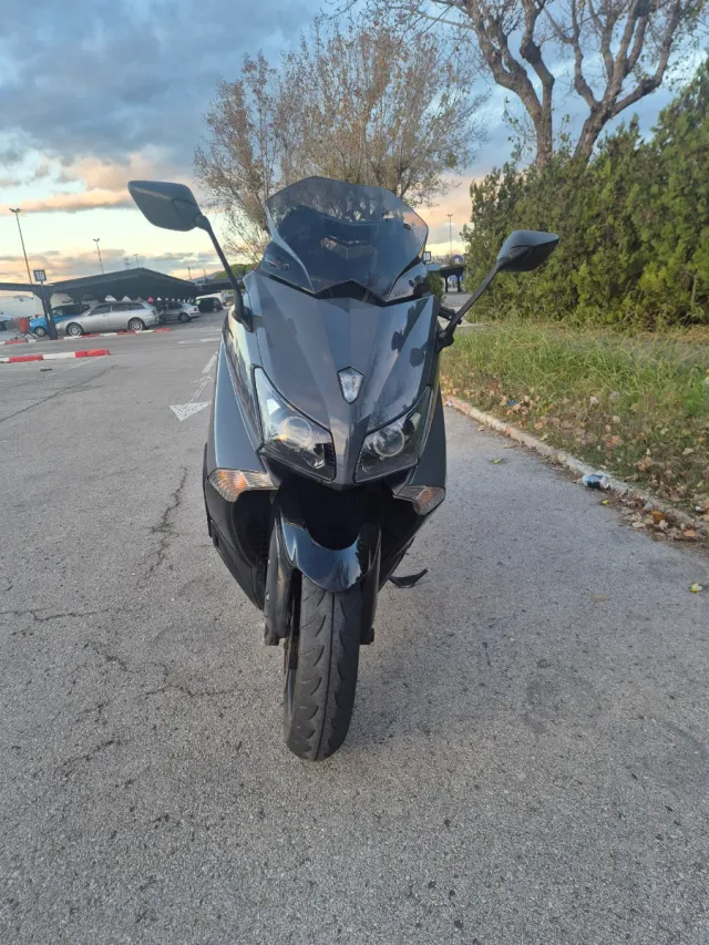 Yamaha Tmax