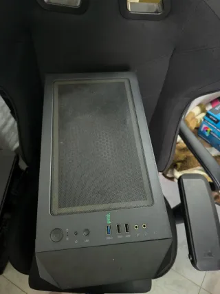 Torre Gaming PC Negra