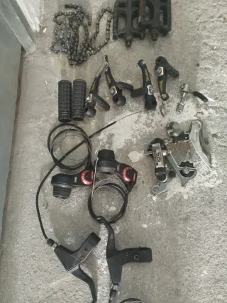 Repuestos Bicicleta: Frenos, Pedales, Cadena