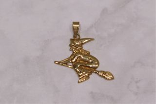 COLGANTE BRUJA, ORO 18K/1.8g