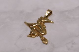 COLGANTE BRUJA, ORO 18K/1.8g