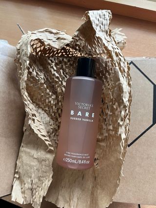 Victoria's Secret BARE Sueded Vanilla Mist