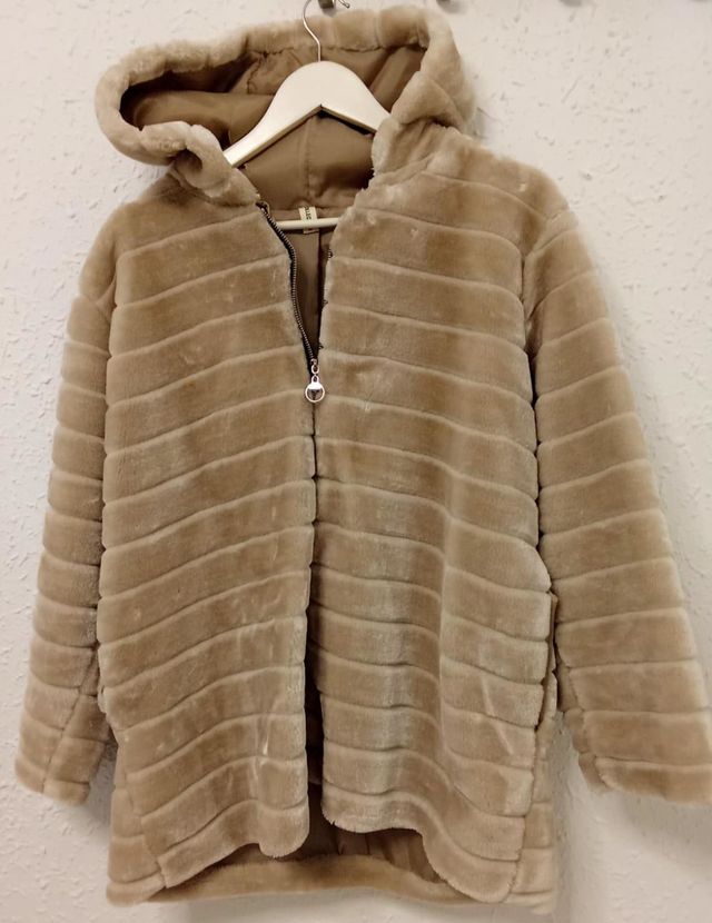 Chaqueta de mujer beige