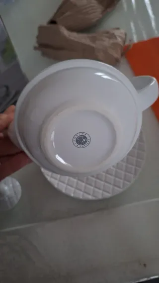 Teiera con tazza in ceramica