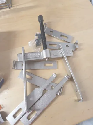 Extractor de poleas Forza 1805