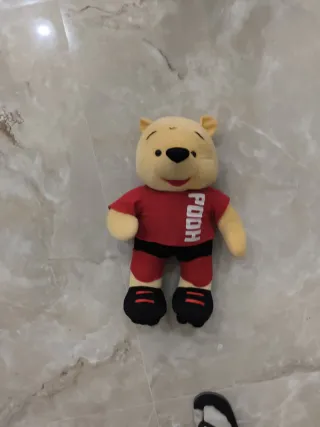 Peluche Winnie the Pooh calciatore