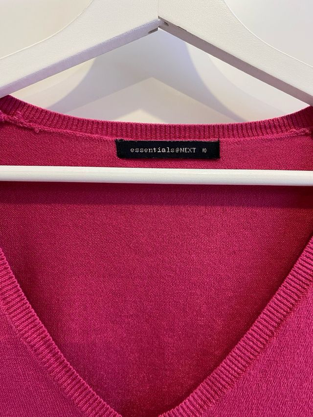 Jersey rosa fucsia cuello pico talla M