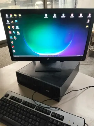 Ordenador HP EliteDesk Pantalla