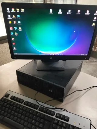 Ordenador HP EliteDesk Pantalla