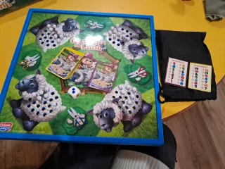 Juego de mesa Cestitas de Lana