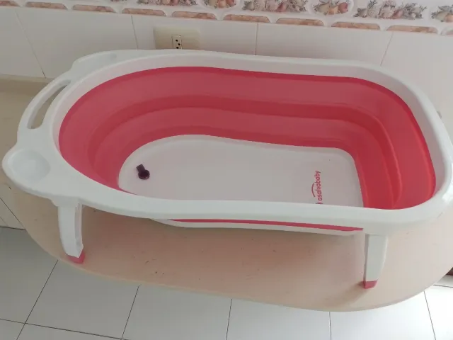 Bañera bebé plegable rosa y blanca