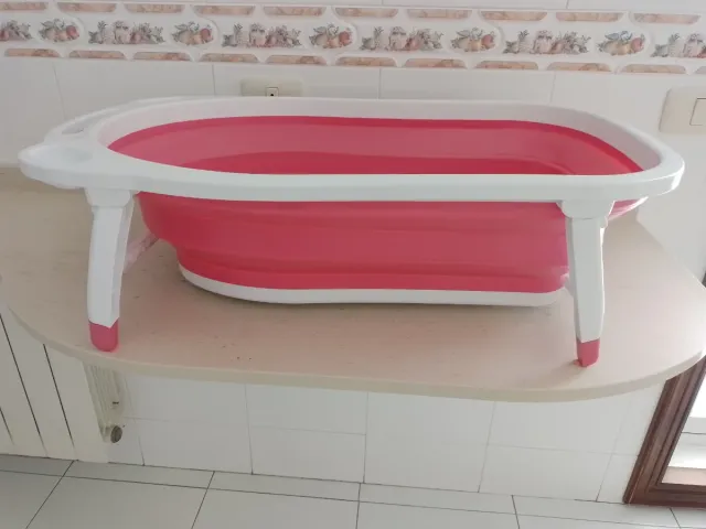 Bañera bebé plegable rosa y blanca