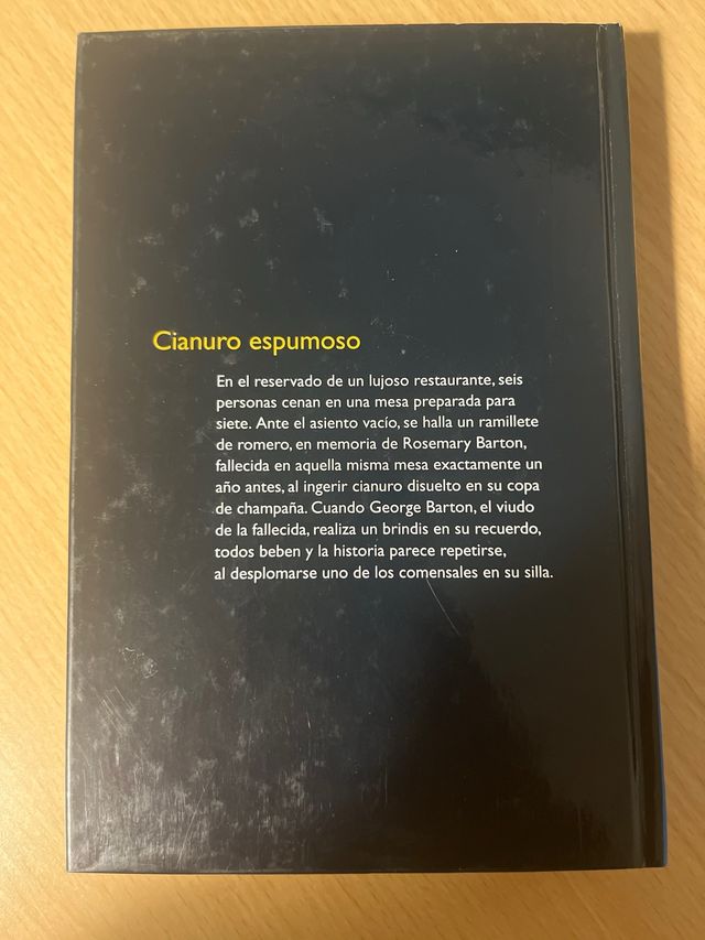 Cianuro espumoso Agatha Christie