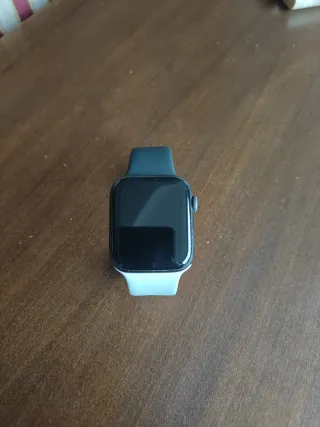 Apple Watch Series 6 con cargador - No enciende