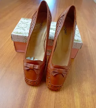 Zapatos Rogel mujer marrones