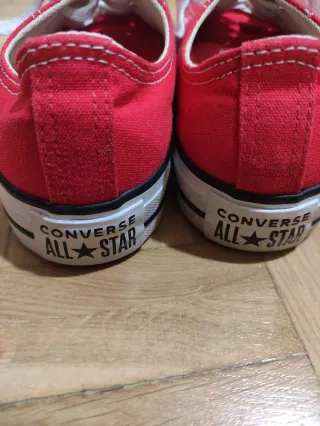 Converse rojas talla 37.5