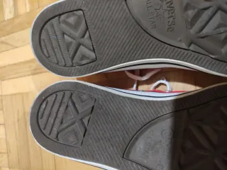 Converse rojas talla 37.5