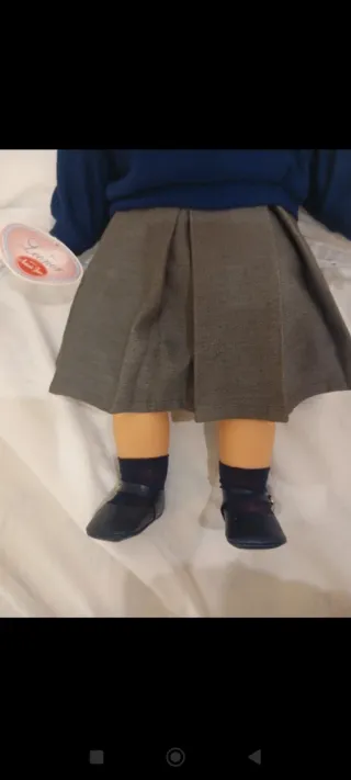 Muñeca Infanta Leonor Colegio