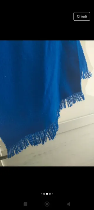 Sciarpa blu elettrico