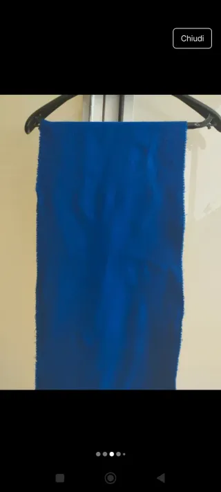 Sciarpa blu elettrico