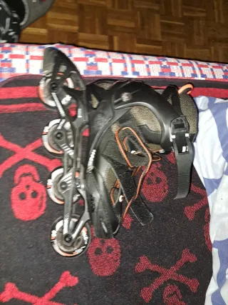 Patines en línea negros