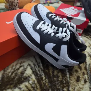 Nike Deportivas Negras y Blancas