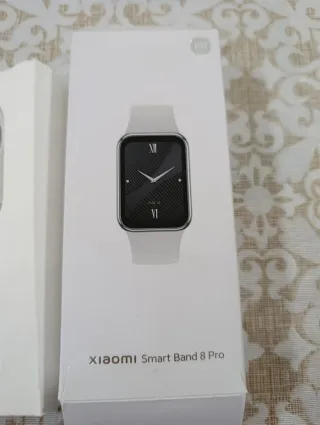 Smartband Xiaomi 8 Pro Light gray BHR8007GL usato