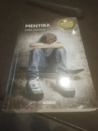 PREMIO EDEBÉ 2015: Mentira (Spanish Edition)